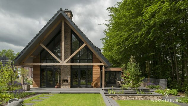 schuurwoning-assen-houten-gebint-buitenhaard